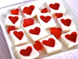receta-de-gelatinas-de-frutas-en-forma-de-corazon-2