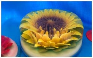 como-hacer-gelatinas-decoradas-flor-blanca-4