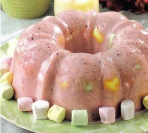 como-hacer-gelatina-con-frutas-y-bombones-1