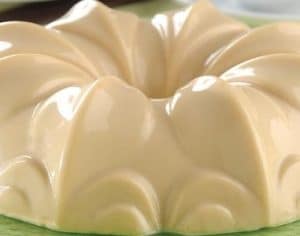 como-hacer-gelatinas-con-fruta- y-queso-crema-1