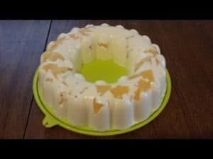 como-hacer-gelatina-de-leche-con-piña-en-almibar-3