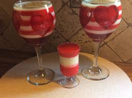 gelatina de colores en copas
