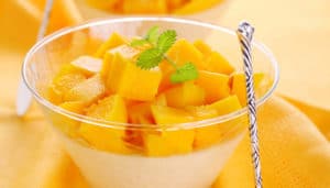 como hacer gelatina de yogurt 3