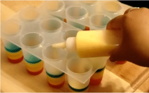como hacer gelatinas de colores paso a paso