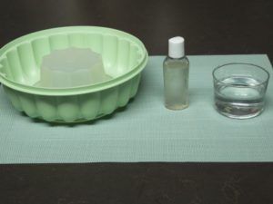 como desmoldar una gelatina en molde de plastico